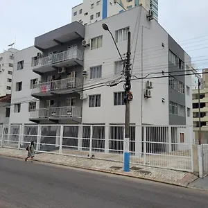 https://novo-lar-2-itapema.santa-catarina-brasil.com